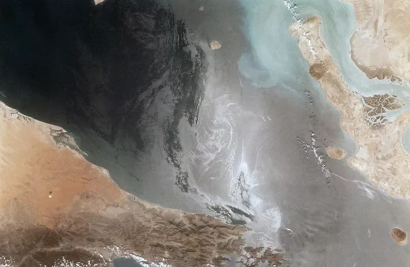 إيران تطرح اتفاقاً مع عُمان لإدارة مضيق هرمز وسط جدل دولي حول الرسوم البحرية 1 b21cdaad ddc3 4aad bfd3 5941e7446ec8 1